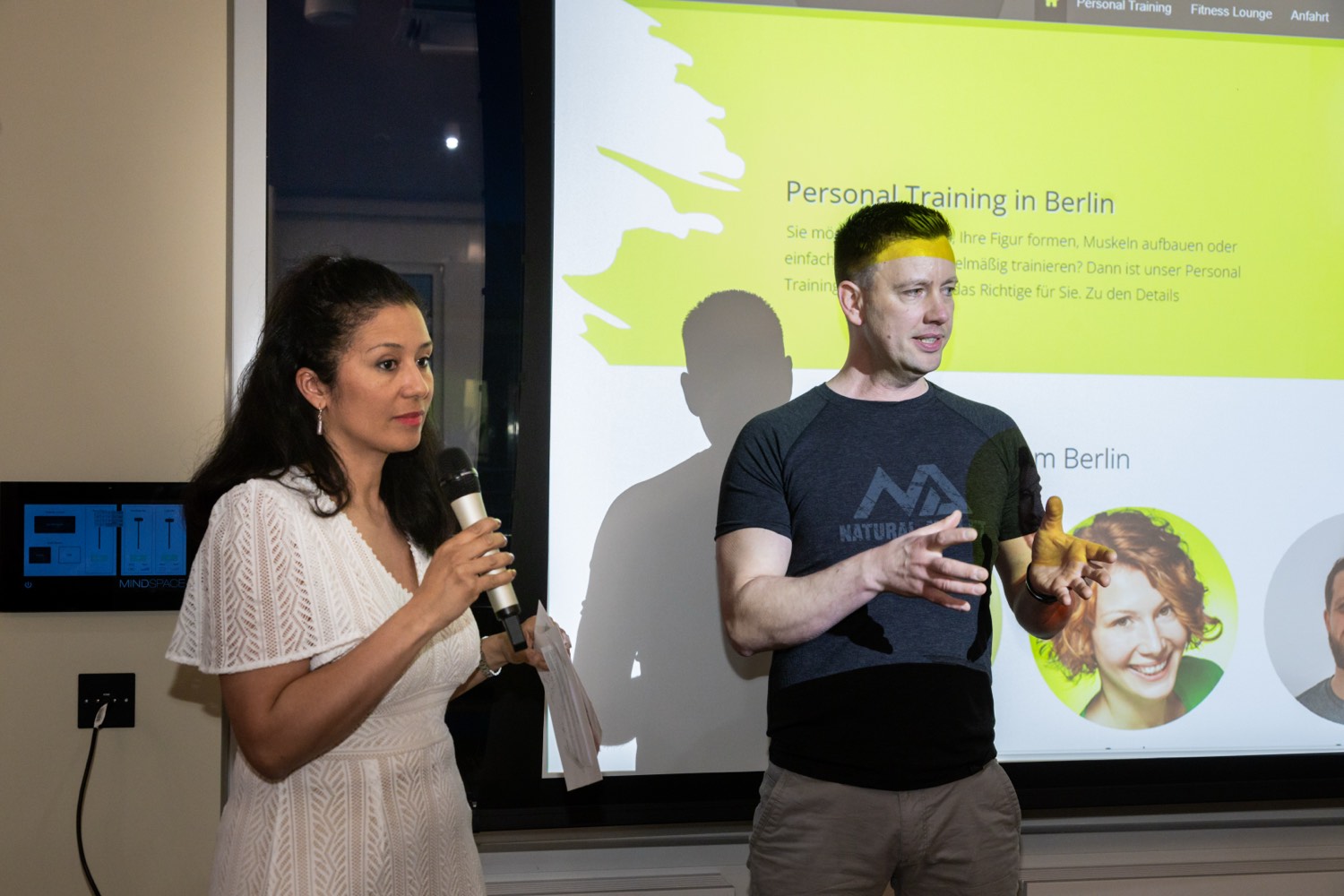 Volle Räumlichkeiten beim fünften Flex-Come-Together